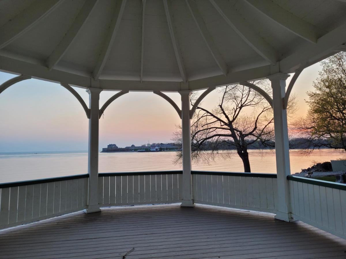 La Maison De Sophie Niagara-on-the-Lake Exterior photo